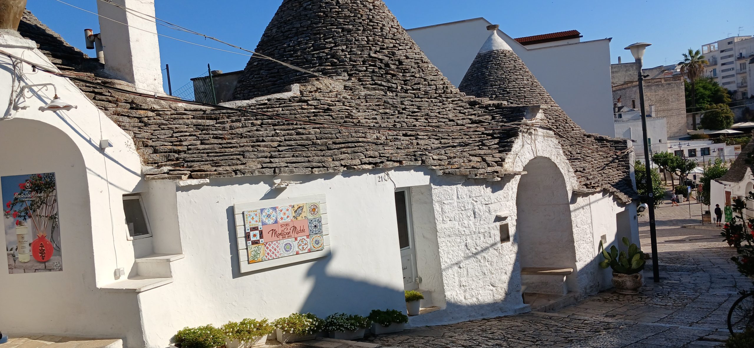 Alberobello monte san michele store 082026