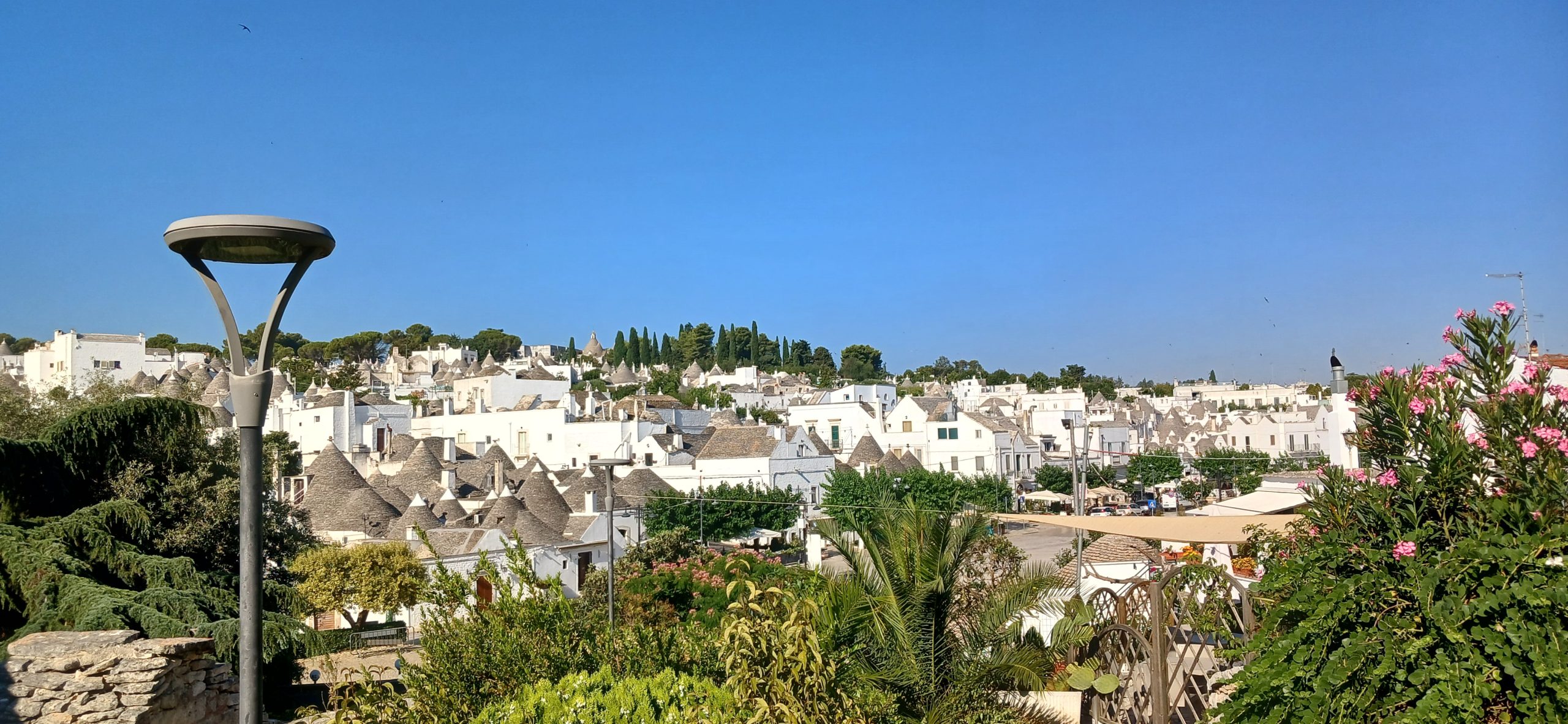 Alberobello via duca degli abruzzi 083236